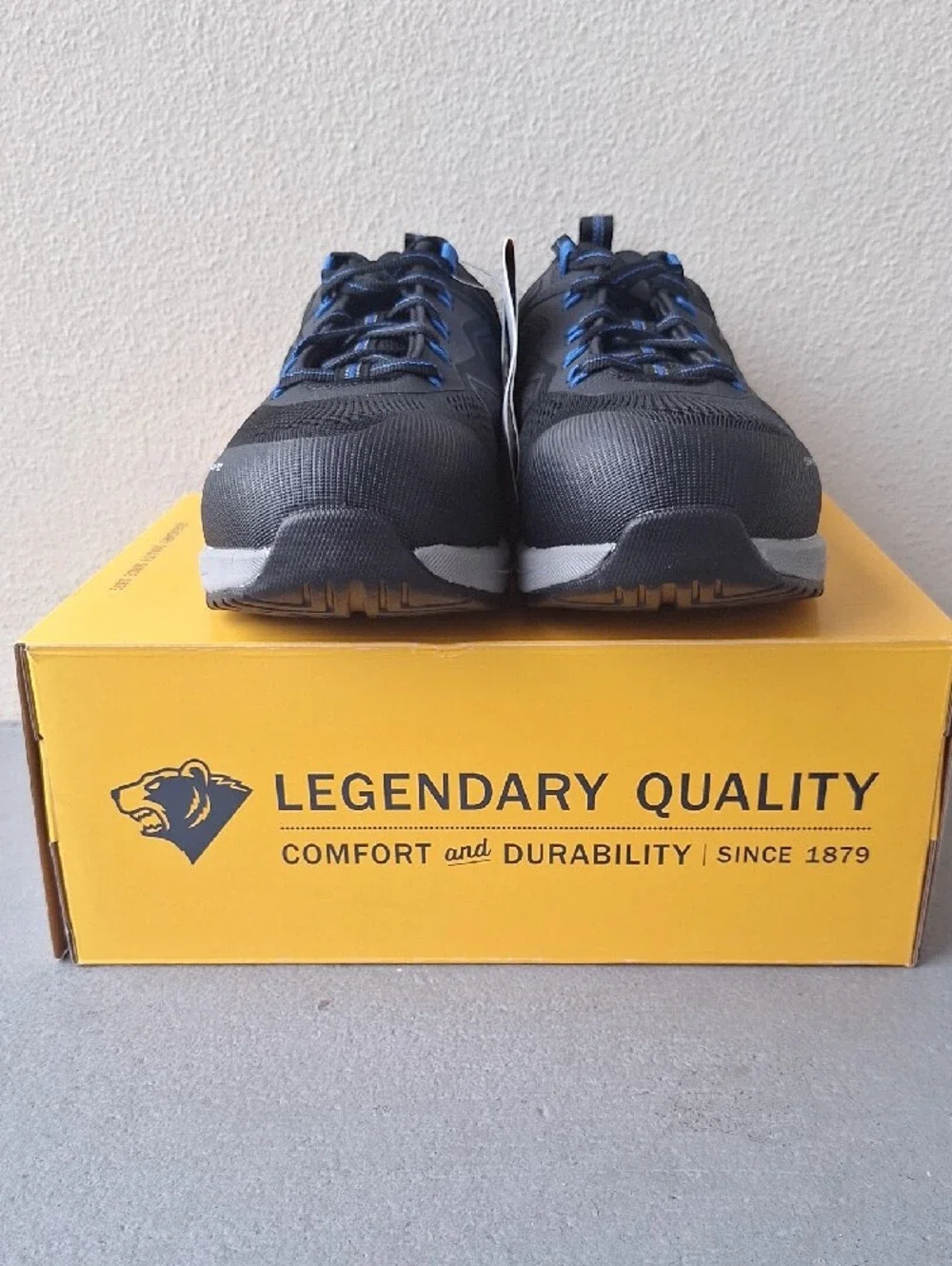 Herman Survivors Cassle Men's Black Safety Sneakers Composite Toe Size 8 NWT